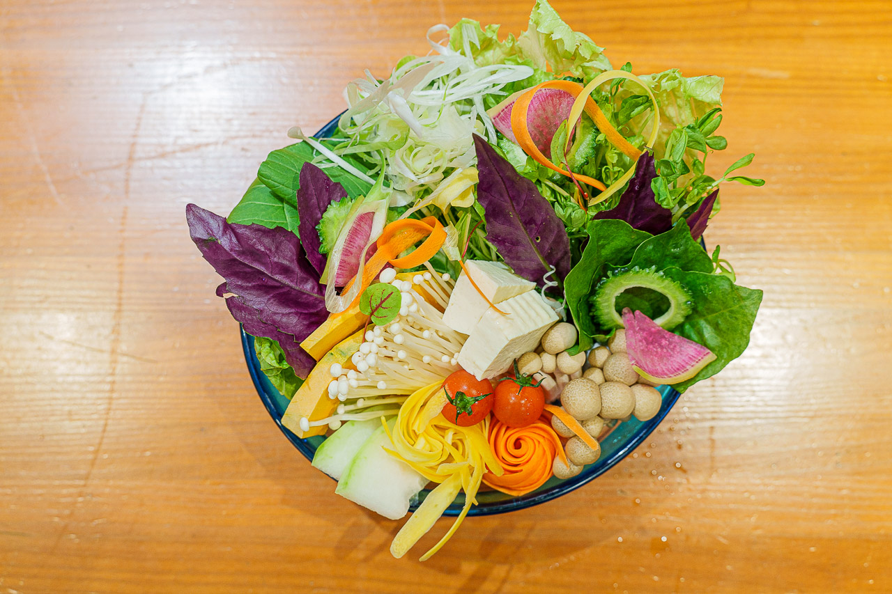 Shima Shabu-Shabu NAKAMA: Agu Pork and Ishigaki Beef on Kokusai Street — original photograph 38