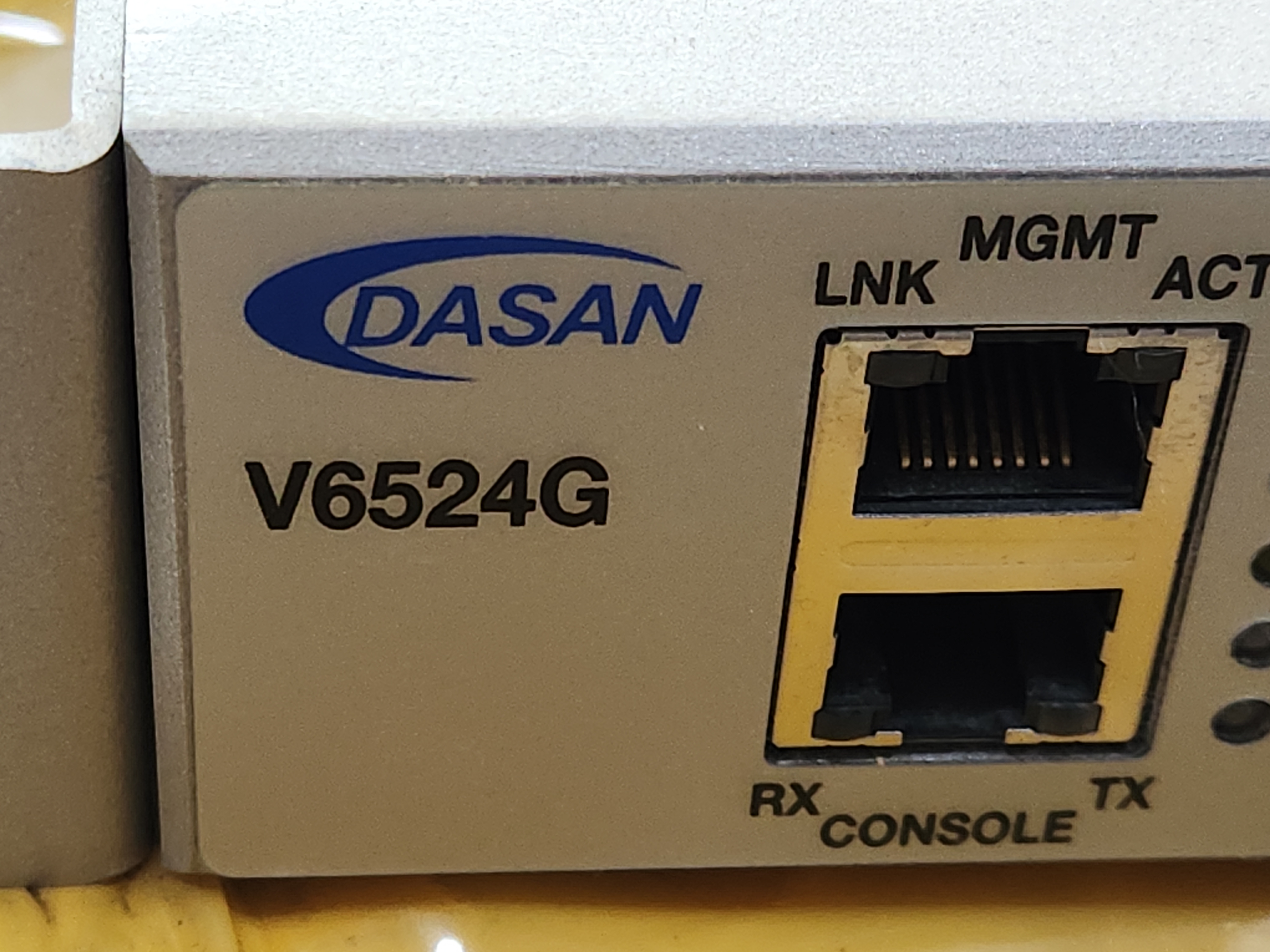 다산넥트웍스(DASAN) 스위칭허브 V6524G 전원무감 수리 완료