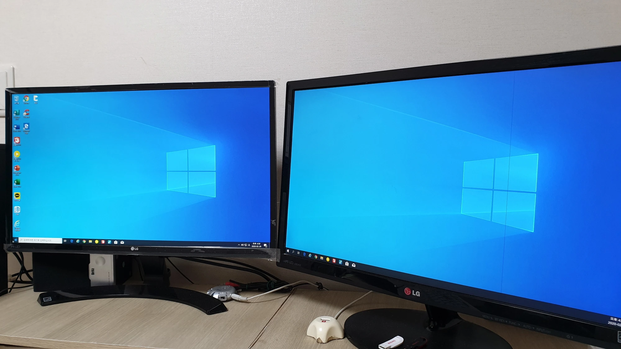 듀얼모니터 연결 모습