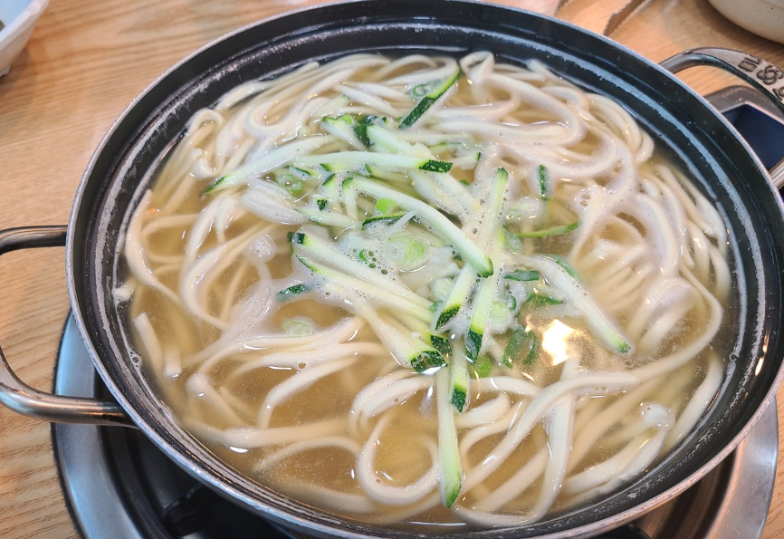 밀밭칼국수 2호점
