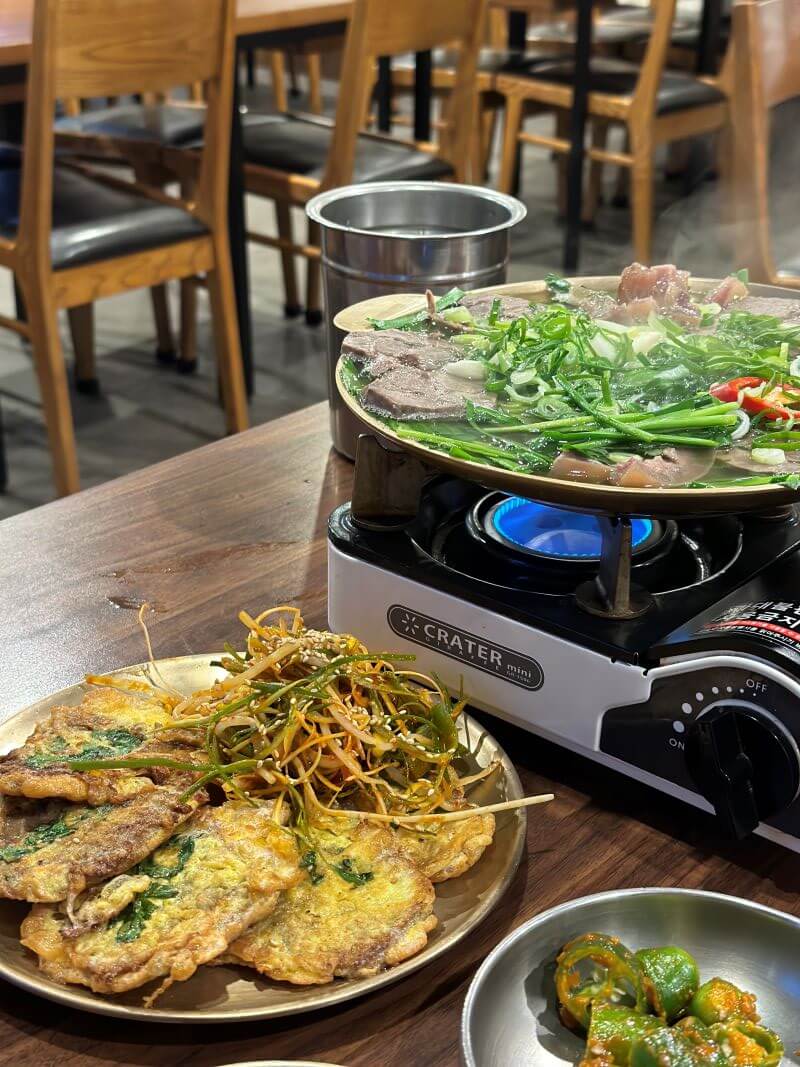 용산맛집이여곰탕콜키지프리
