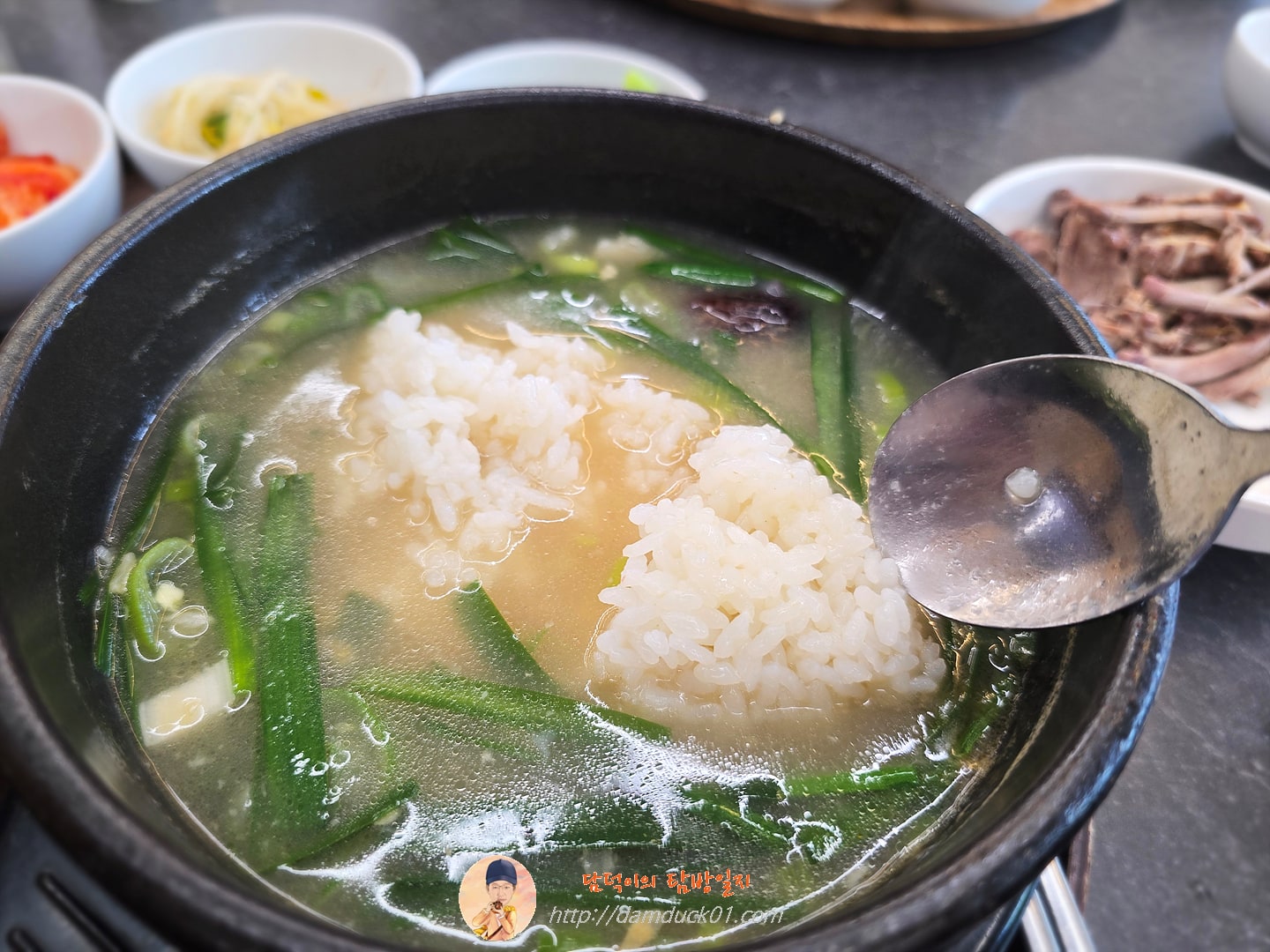 한상 뚝배기 삼계탕