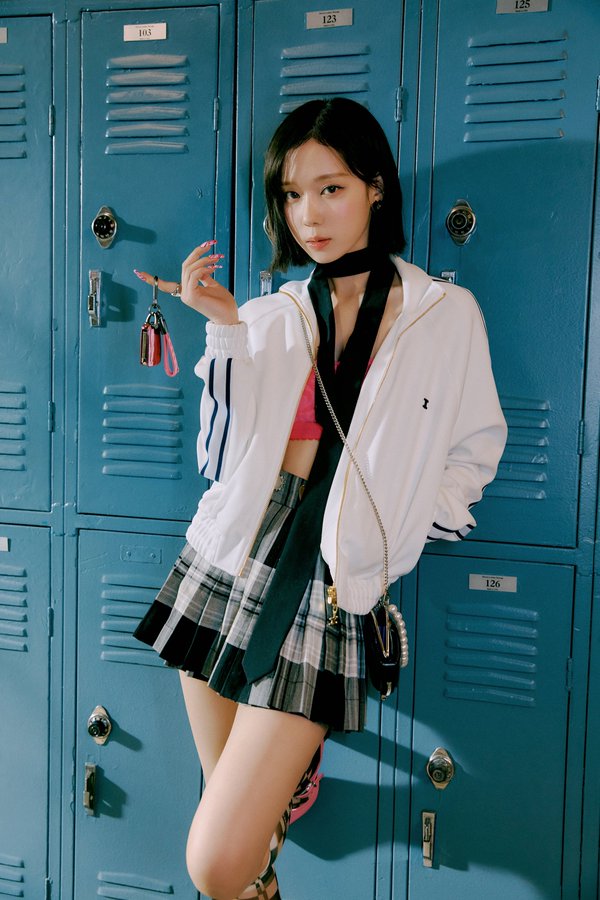 aespa 에스파 'Spicy' Concept Photo