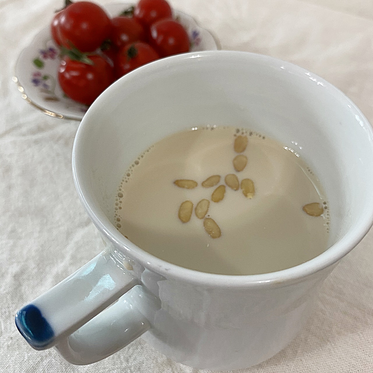 매일 두유 99.89 950ml 잣과 방울토마토와 함께