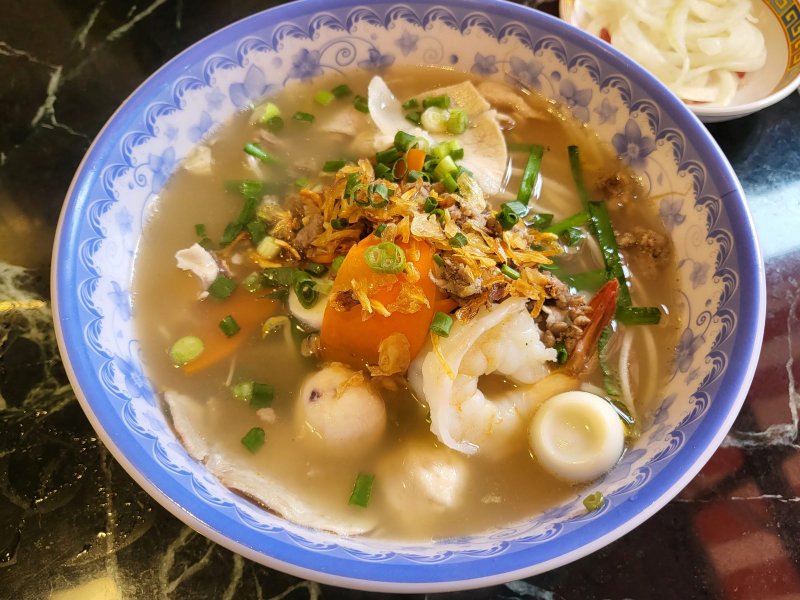 맘맘테이블-호띠우