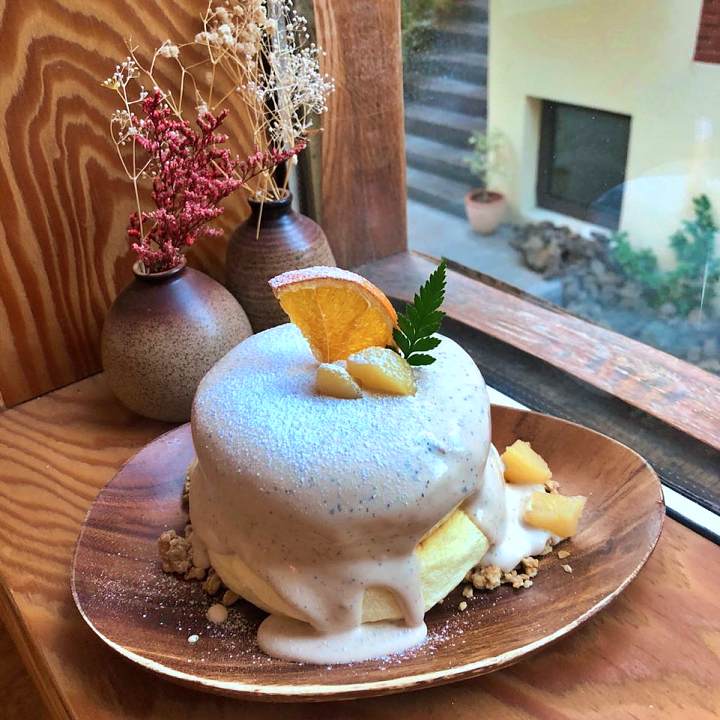 토요일은 밥이좋아 서울숲 성수 수플레 팬케이크 맛집 과일 얼그레이크림 크림브륄레 말차 초콜릿 티라미수 파블로바 서울 핫플 재벌집 장손 김남희 토밥 좋아 방송정보