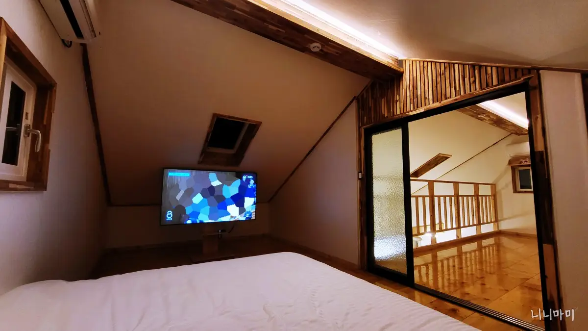 강릉료칸소돌향호-2층침실-아늑해