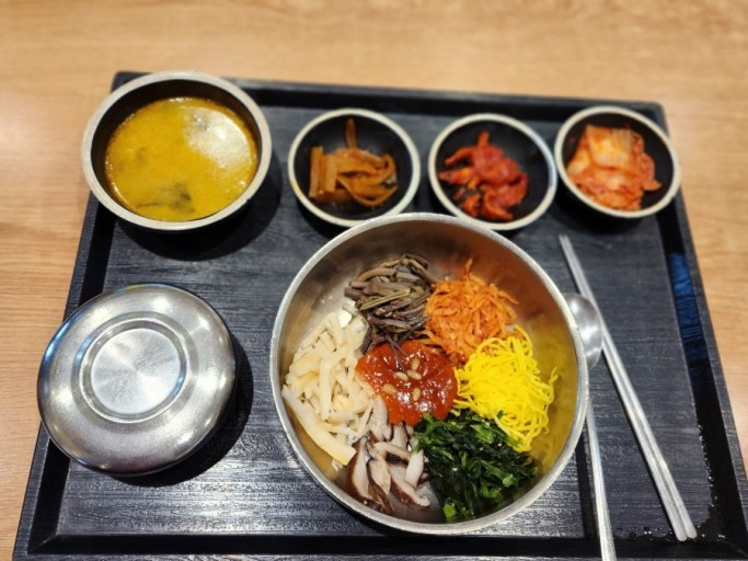 가평휴게소-인기대표메뉴-가평-잣-산채-비빔밥