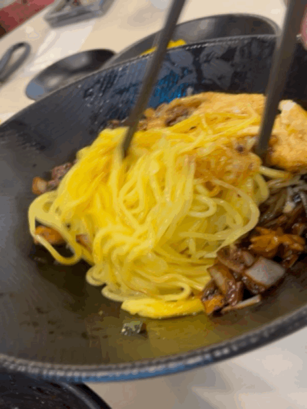 삼선간짜장입니다