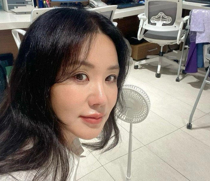 엄정화 나이 동생 결혼 프로필