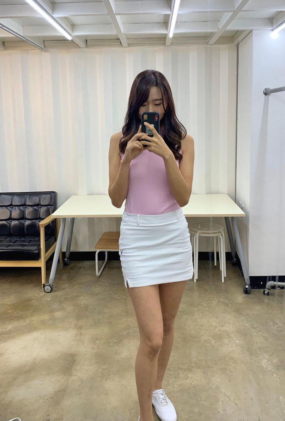 스윙폼이 멋지기로 유명한 '이한솔'프로