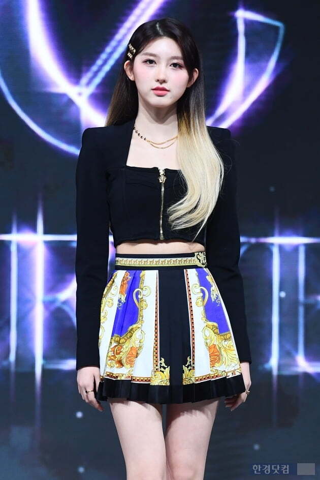 가을 아이브 IVE 나이 프로필 키 고화질 복근 화보 과거 레전드 본명