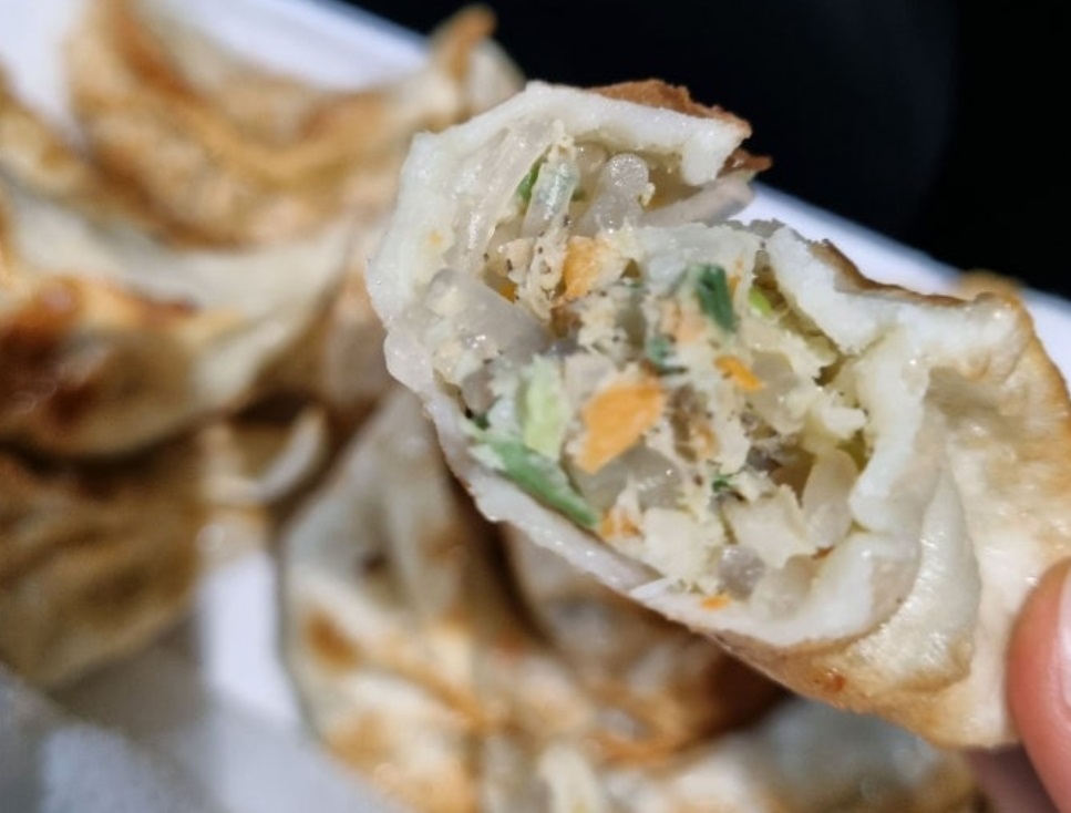 부산-기장-만두-양대산맥-60년-전설의-군만두-제일분식