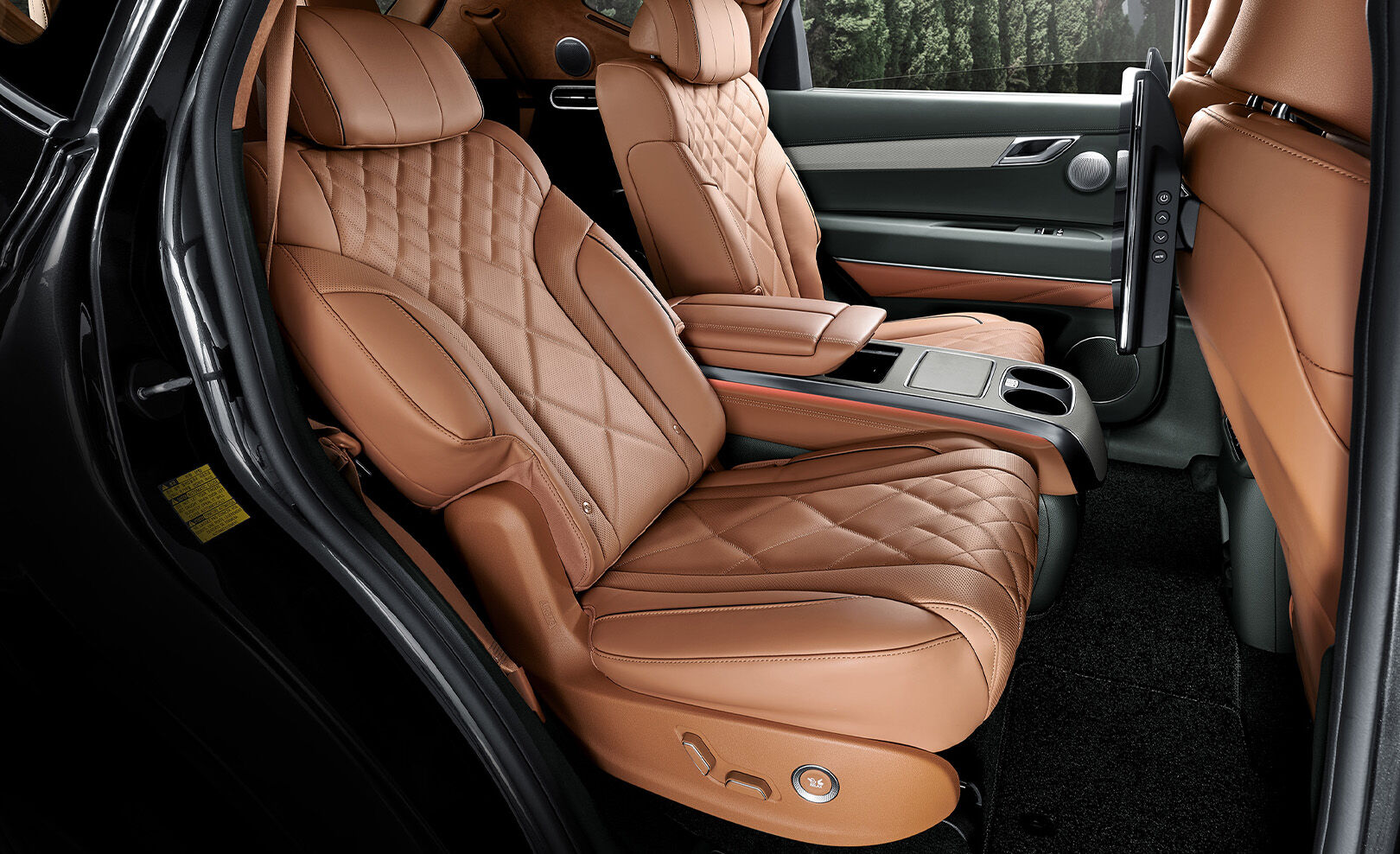 GV80 가솔린 2.5 터보 / 가솔린 3.5 실내디자인 2열