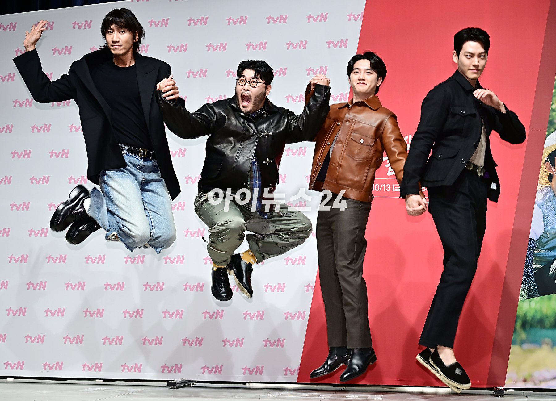 배우 이광수가 11일 오후 서울 강남구 엘리에나 호텔에서 열린 tvN '콩 심은 데 콩 나고 팥 심은 데 팥 난다' 제작발표회에서 포토타임을 갖고 있다. [사진=곽영래 기자]