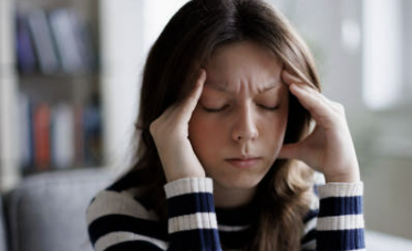 두통의 원인과 지속되면 의심되는 질환, 좋은 음식