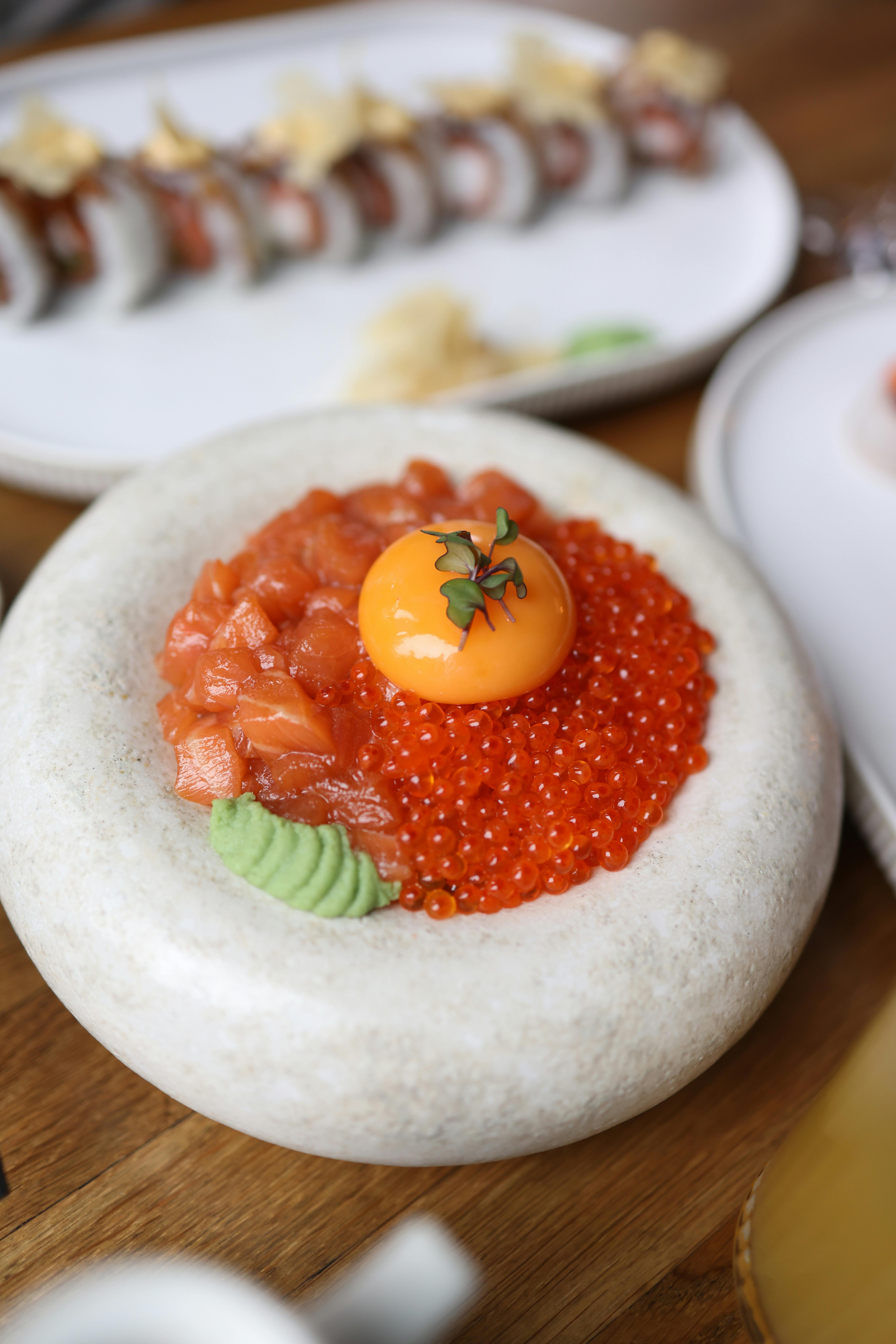 가나자와의 해산물 덮밥(海鮮丼) 맛집 – 도쿄 츠키지보다 신선하다! 가나자와 어시장 속 숨은 맛집