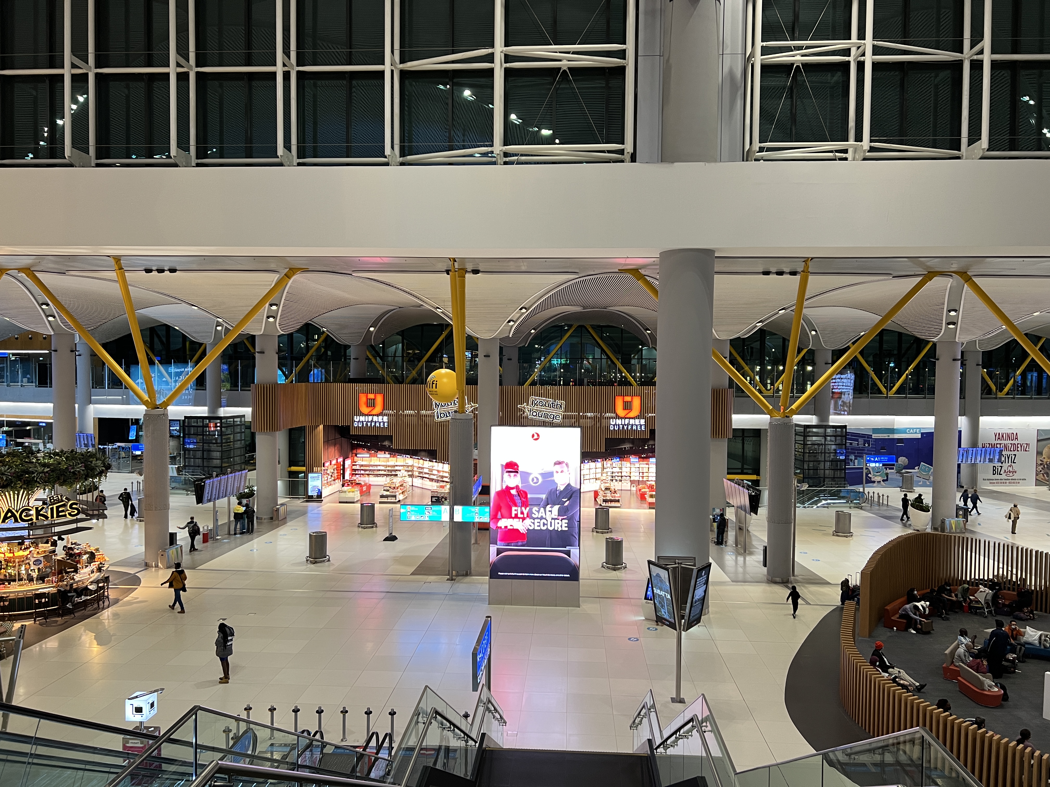 이스탄불 공항 면세구역