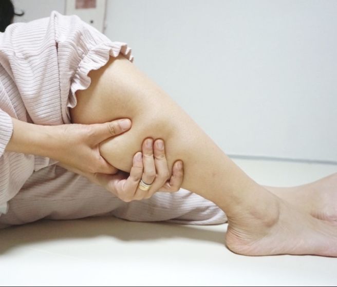 잠잘때 다리에 쥐가 나는 이유