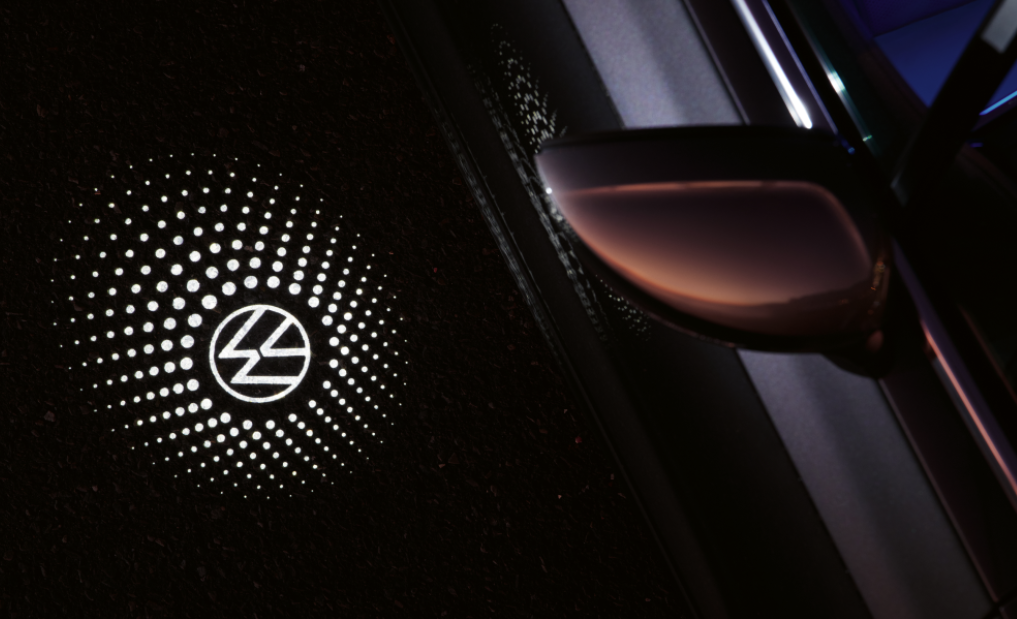 투아렉 미러 로고