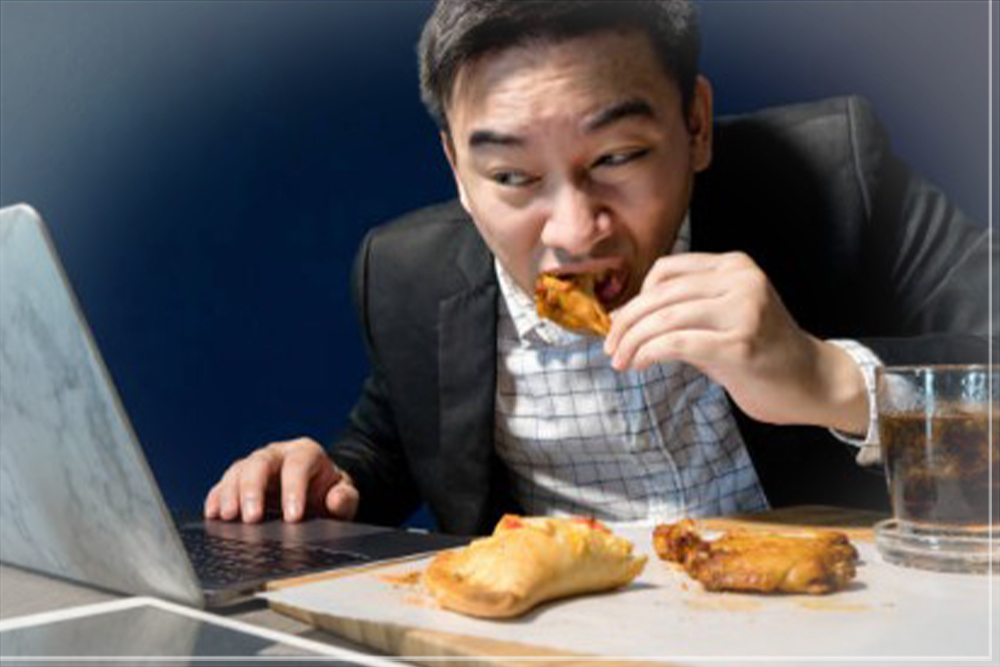 세균-음식-감염-먹는-남성-이미지