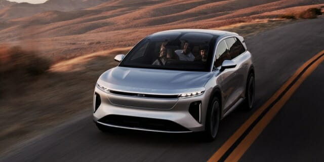 루시드 그래비티 출시일