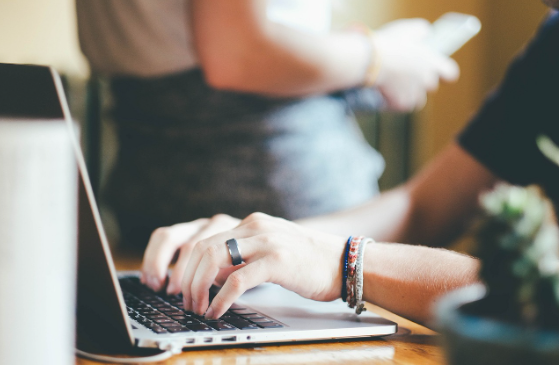 한글 프로그램 상용구 메뉴에서 준말과 본말을 등록하는 화면