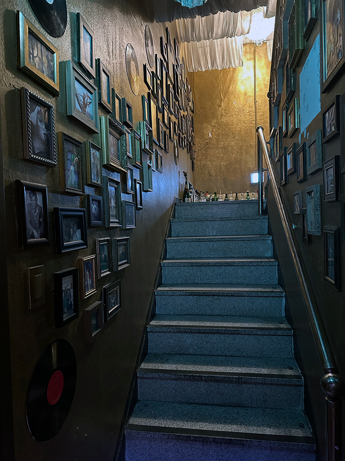 을지로 카페 추천 힙한 감성 칵테일 LP바 선셋레코드 Sunset Record