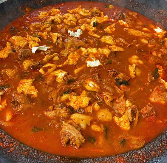 매일아침 솥뚜껑닭볶음탕