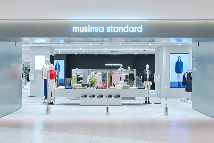 무신사 스탠다드 갤러리아 광교