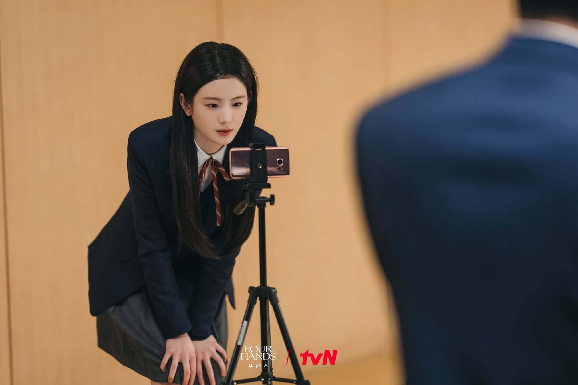 송강 이준영 포핸즈 드라마 정보 뜻 줄거리 출연진 등장인물 ott