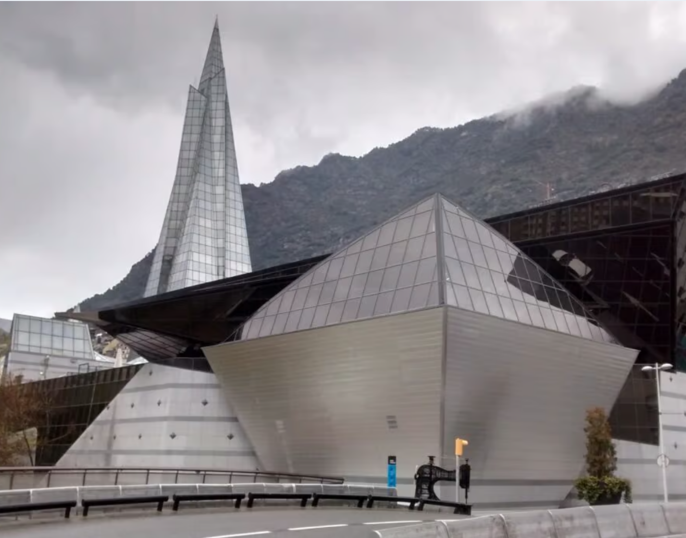 칼데아 스파 건물 사진