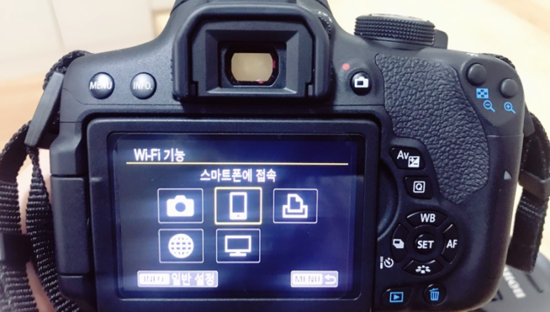 입문용 DSLR 캐논 750D 와이파이 기능