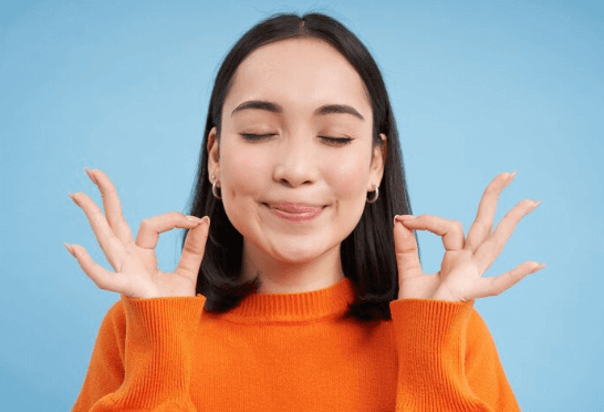 얼굴을 위한 요가, 손끝으로 만드는 자연스러운 동안의 비밀