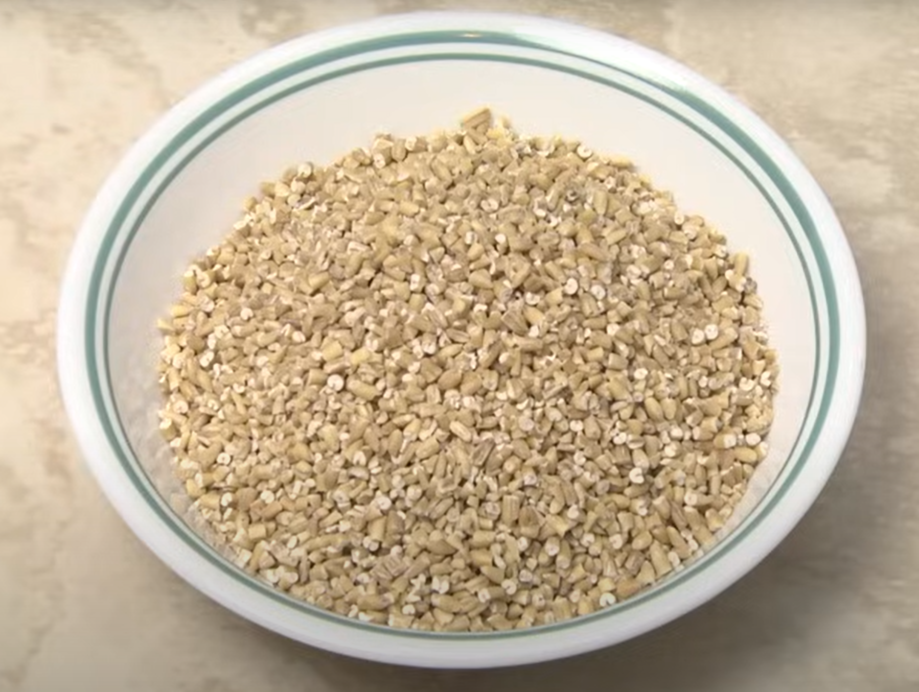 세계 10대 슈퍼푸드 ⑤ 귀리 🥣 - “곡물 중의 곡물, 심장을 지키는 아침의 힘”