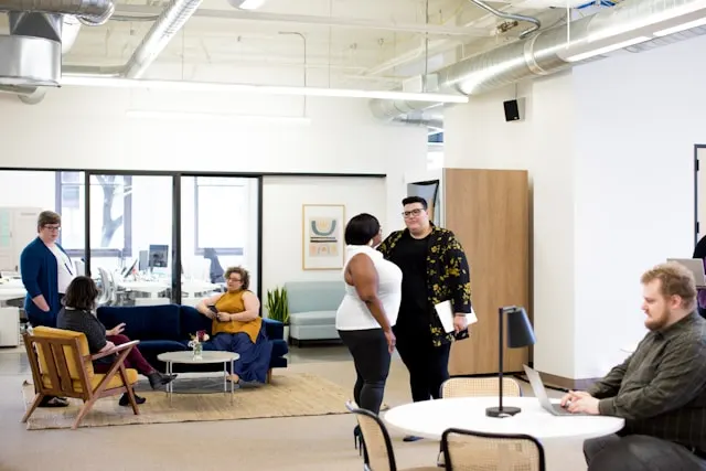 여러 자극이 겹치면 몸이 더 지치는 이유|환경 자극 중첩 효과