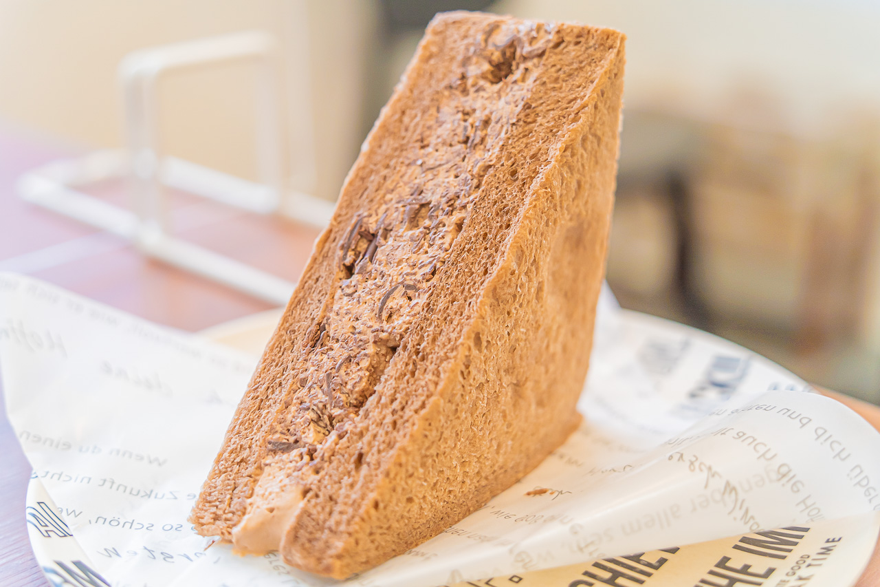 313 Sandwich Cafe in Okinawa’s Minatogawa Foreign Housing District — original photograph 22