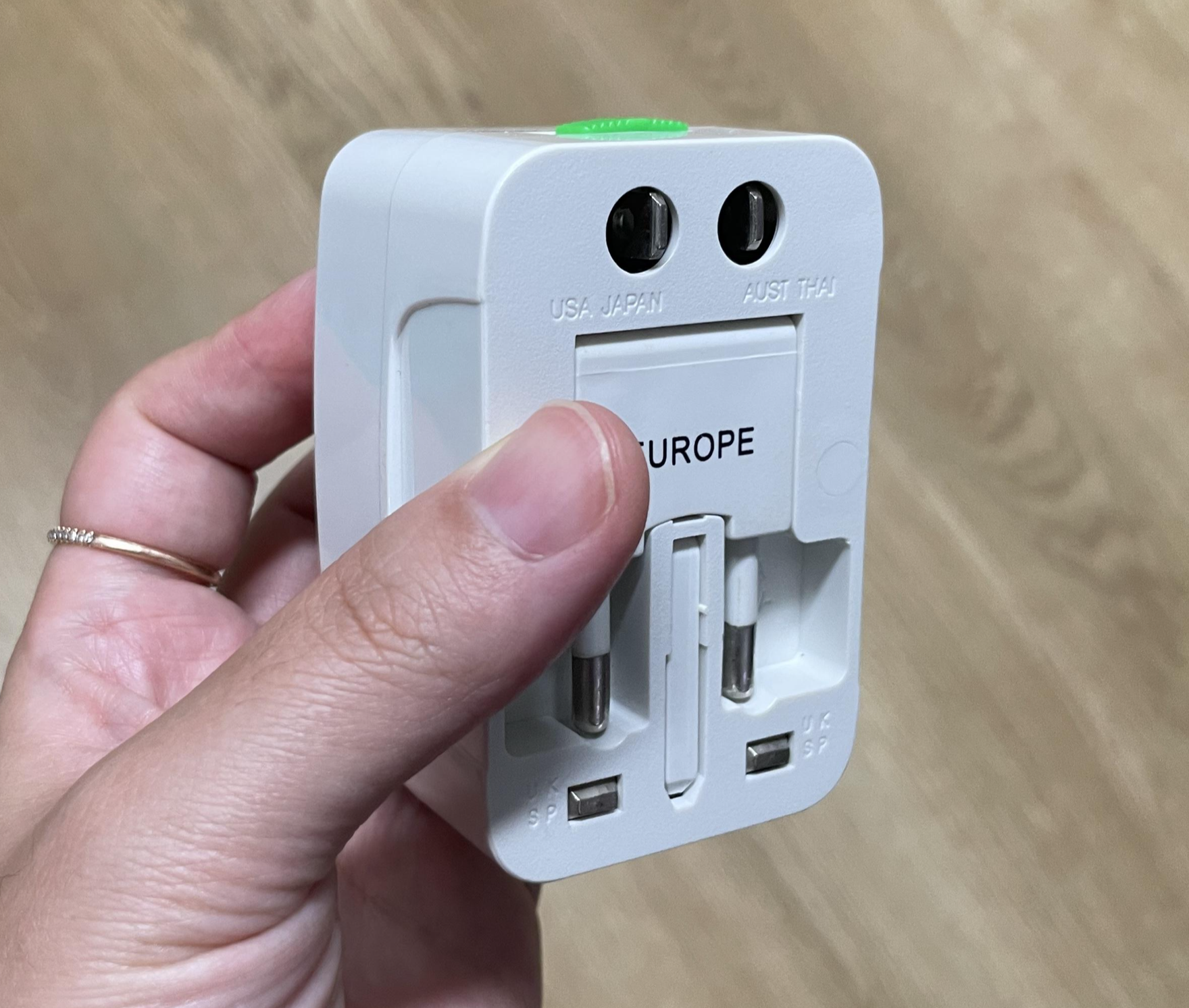 여행용 멀티어댑터 2