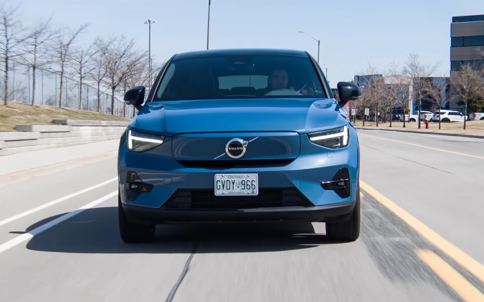 2024 볼보 C40 전기차 출시