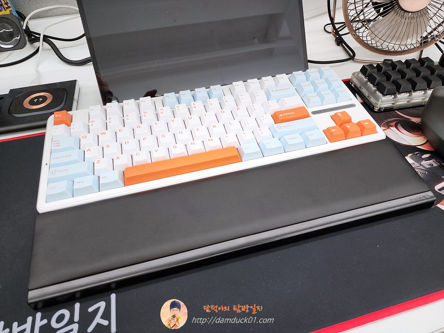 Hagibis 키보드 손목 받침대 패드 인체공학 부드러운 메모리 폼 지원 탁상용 보관함 쉬운 타이핑 통증 완화 사무용 가정용