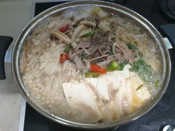 버섯전골 맛있게 만드는법으로 따뜻한전골_19