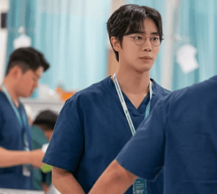 중증외상센터 몇부작 출연진 웹툰 촬영병원