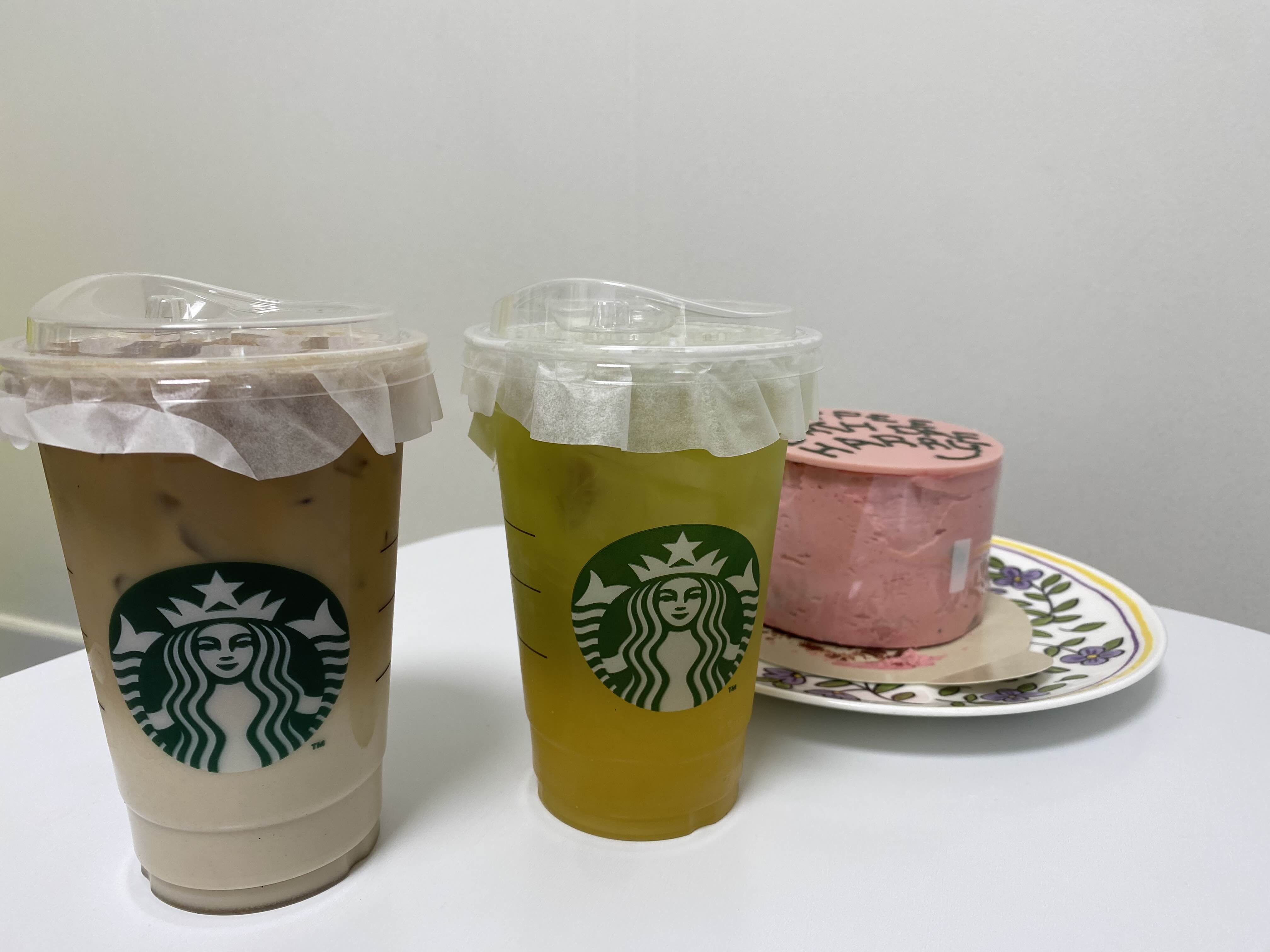 스타벅스 해리 케이크