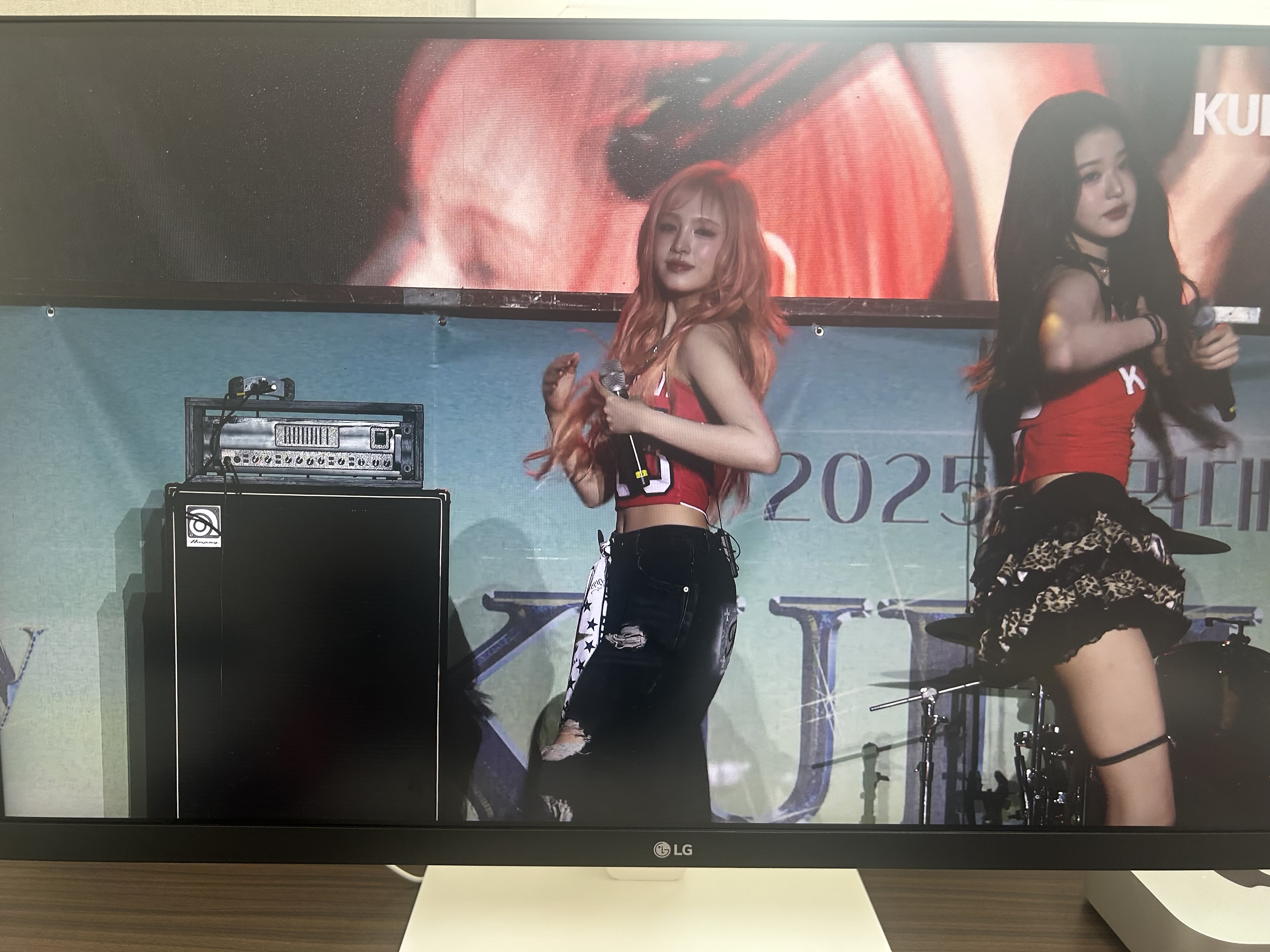 그냥 장원영이 좋아서 몇 컷 찍어봤다.