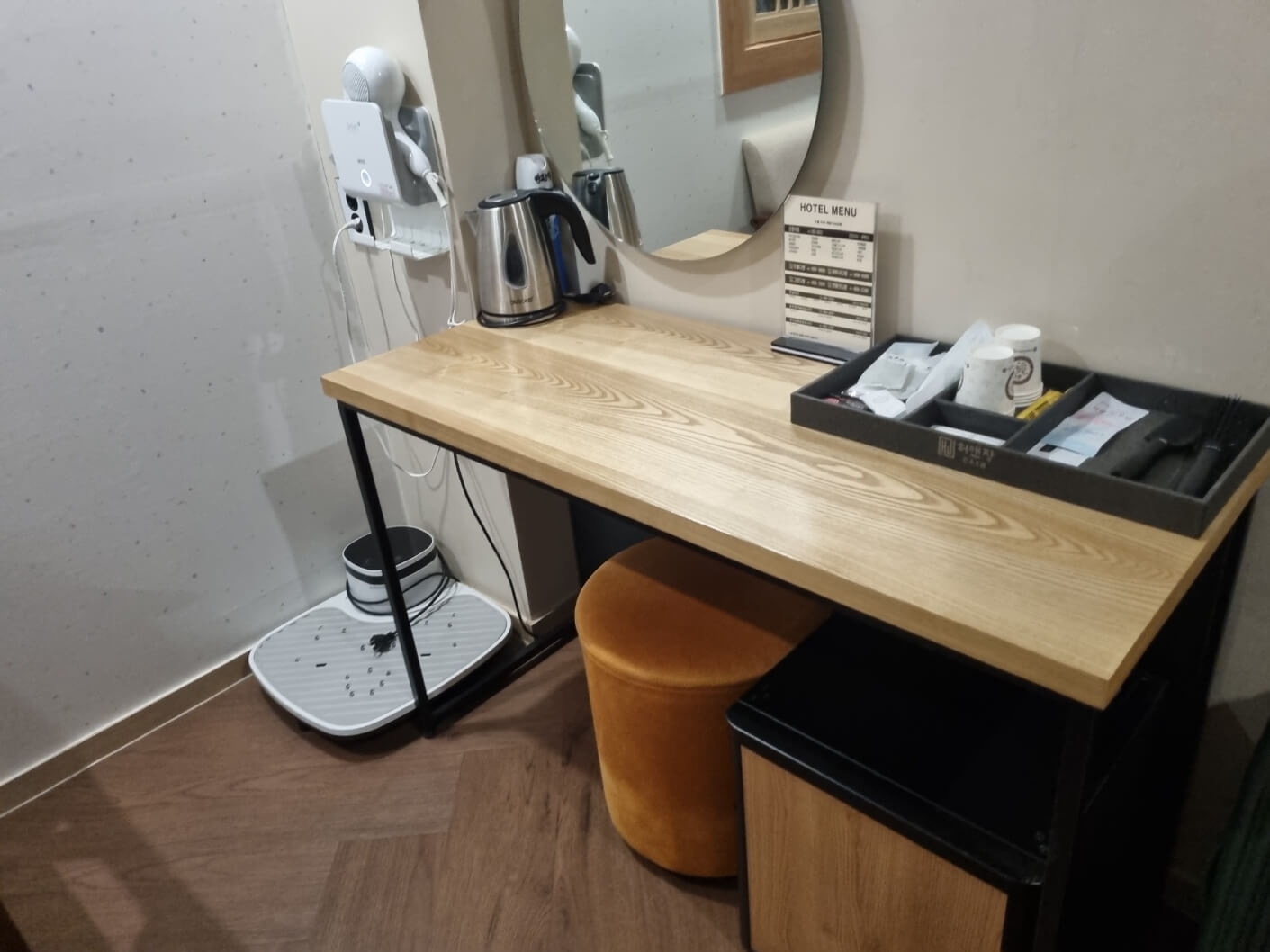 허앤장한옥호텔-화장대