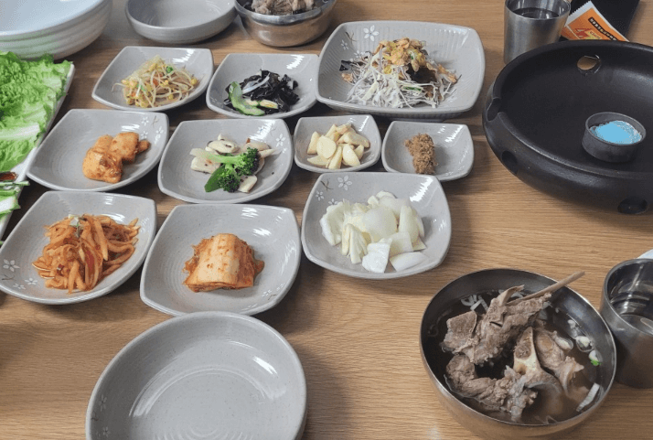 생방송투데이 간장떡갈비 광주 광산구 맛집! 고수뎐