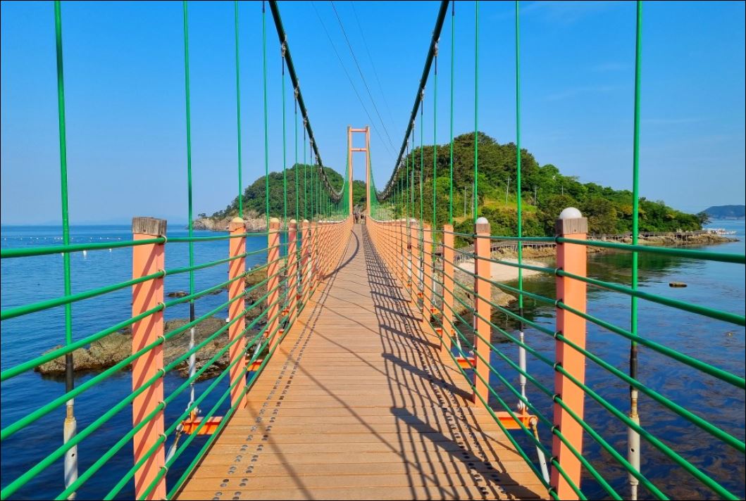만지도명품마을출렁다리