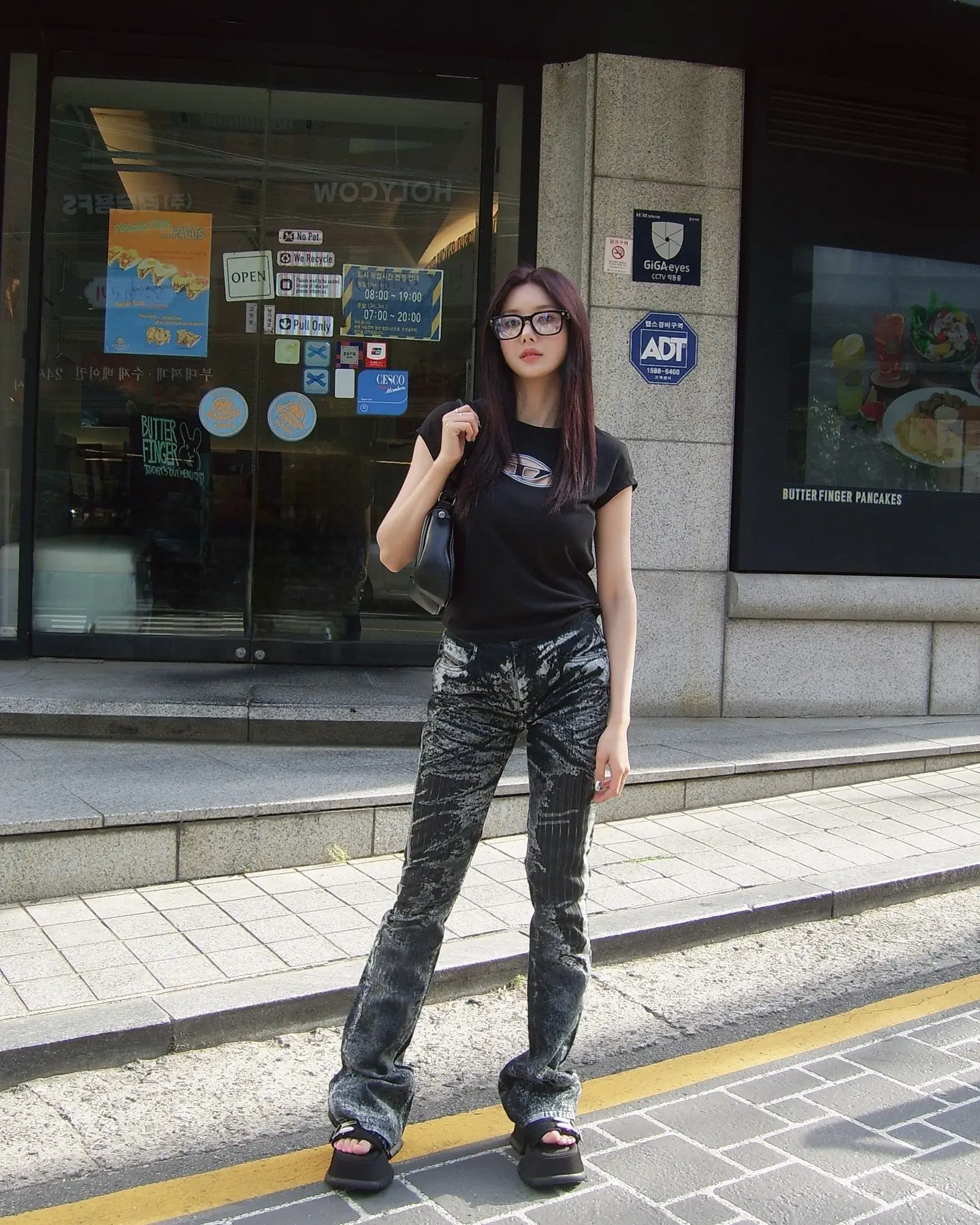 권은비 프로필 워터밤 화보