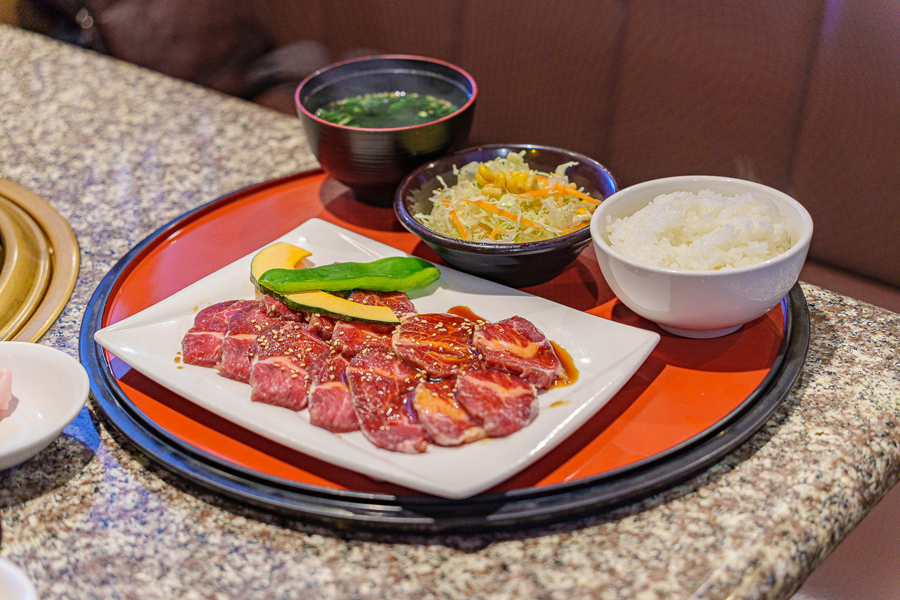 Nikugoten Itoman: Yakiniku, Lunch Sets, and a Stop at Churasan Beach — original photograph 18