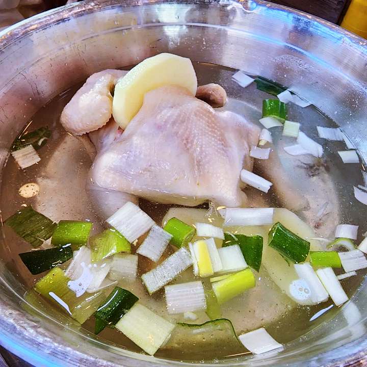 알토란 김명열 대박집 대표 닭한마리 특허 받은 육수로 한국을 넘어 일본까지 강타 맛있는 닭한마리집 종로 동대문 맛집 위치 메뉴 가격 정보